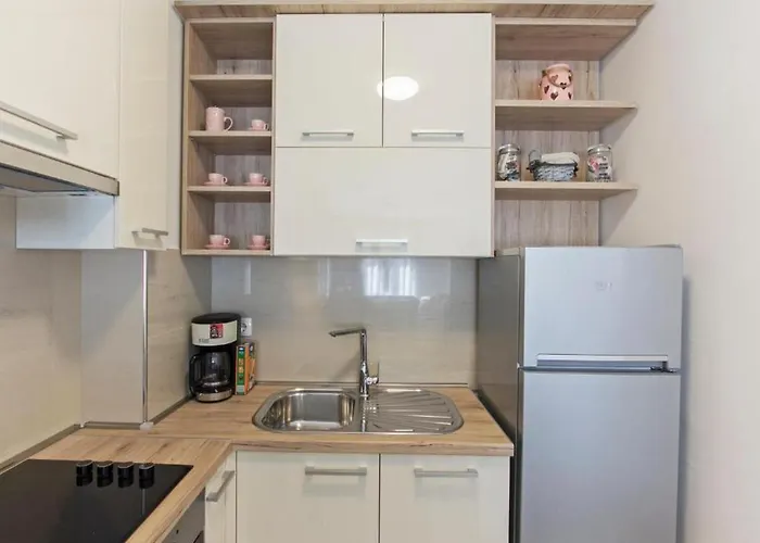 Crystal Apartment