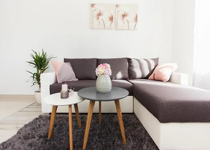 Crystal Apartment